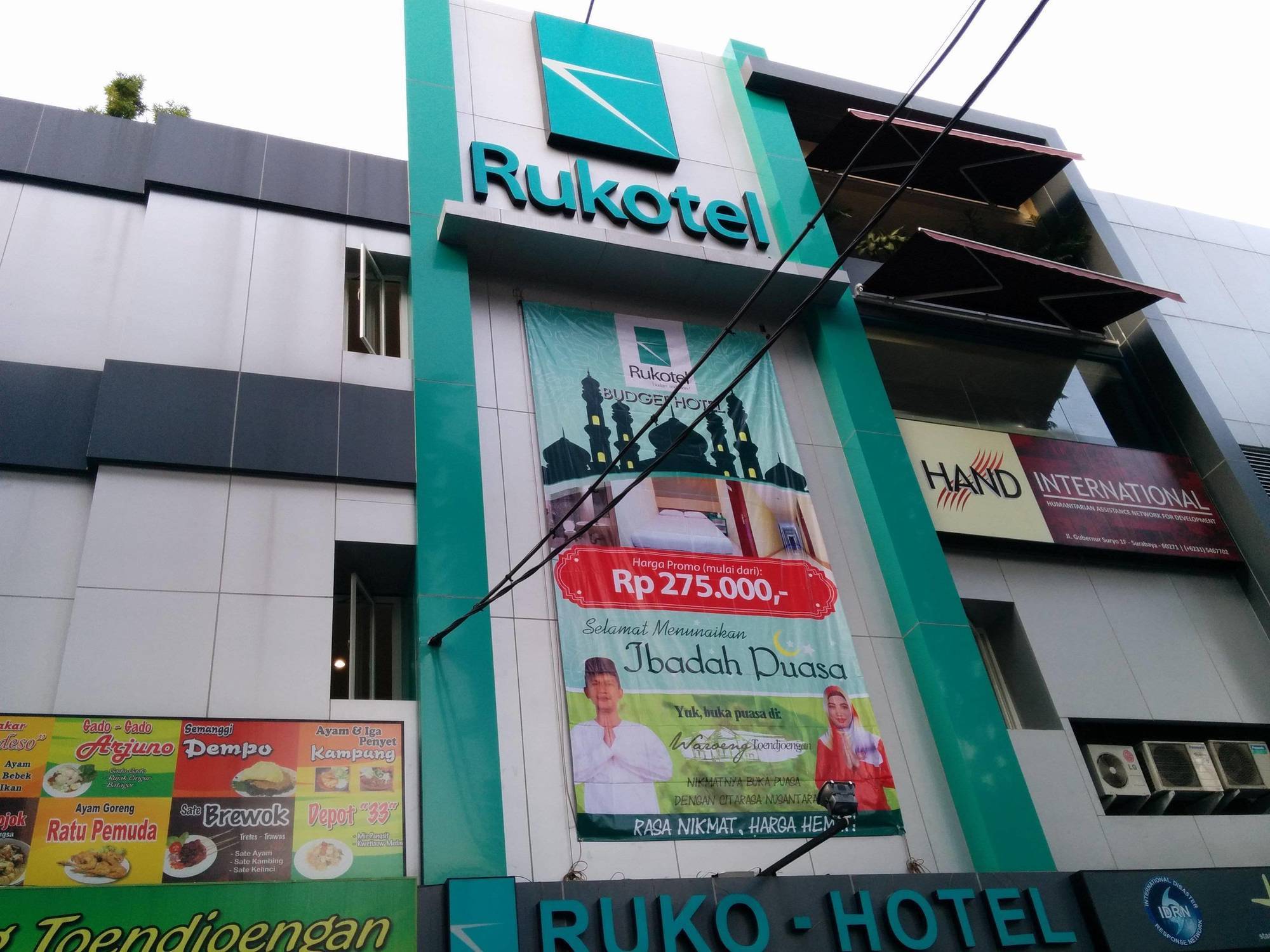 Oyo 277 Rukotel Near Rsu Adi Husada Undaan Kota スラバヤ エクステリア 写真