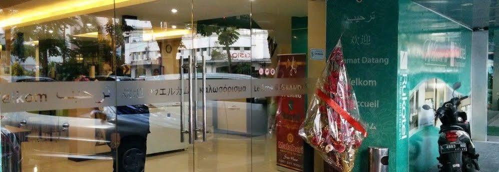 Oyo 277 Rukotel Near Rsu Adi Husada Undaan Kota スラバヤ エクステリア 写真