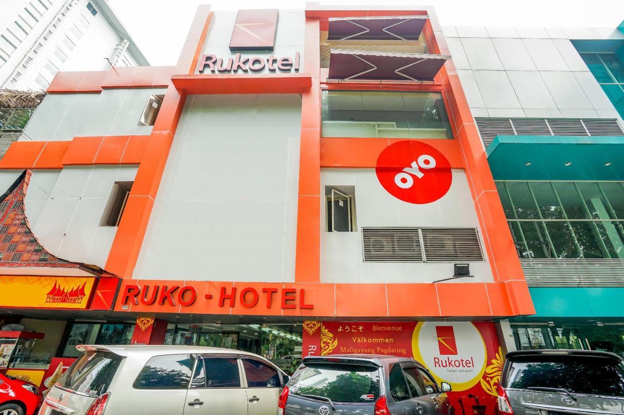 Oyo 277 Rukotel Near Rsu Adi Husada Undaan Kota スラバヤ エクステリア 写真