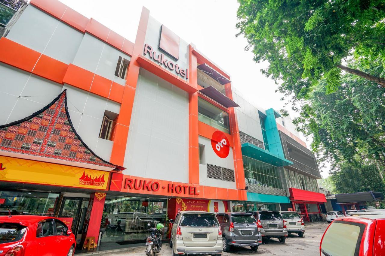 Oyo 277 Rukotel Near Rsu Adi Husada Undaan Kota スラバヤ エクステリア 写真